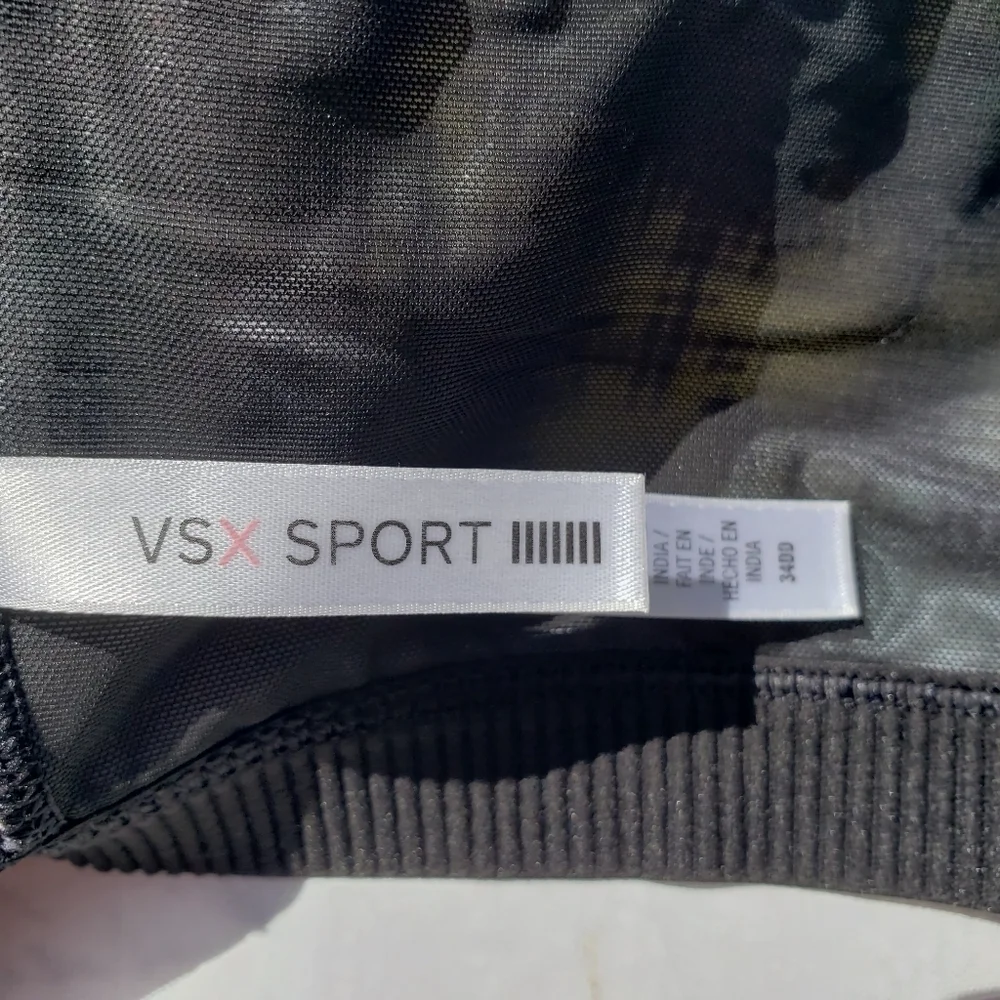 Victoria's secret sport size 34DD